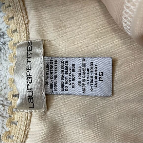 [s] Laura Petite | Vintage Lacey Boho Scoop Neck Tank Top In Custard Beige - Picture 7 of 7